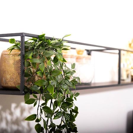 Stylish Studio Apartments On Dizengoff By Homy テル・アビブ エクステリア 写真
