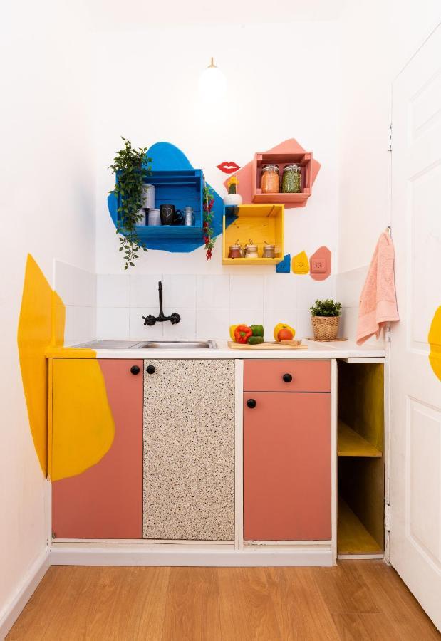 Stylish Studio Apartments On Dizengoff By Homy テル・アビブ エクステリア 写真